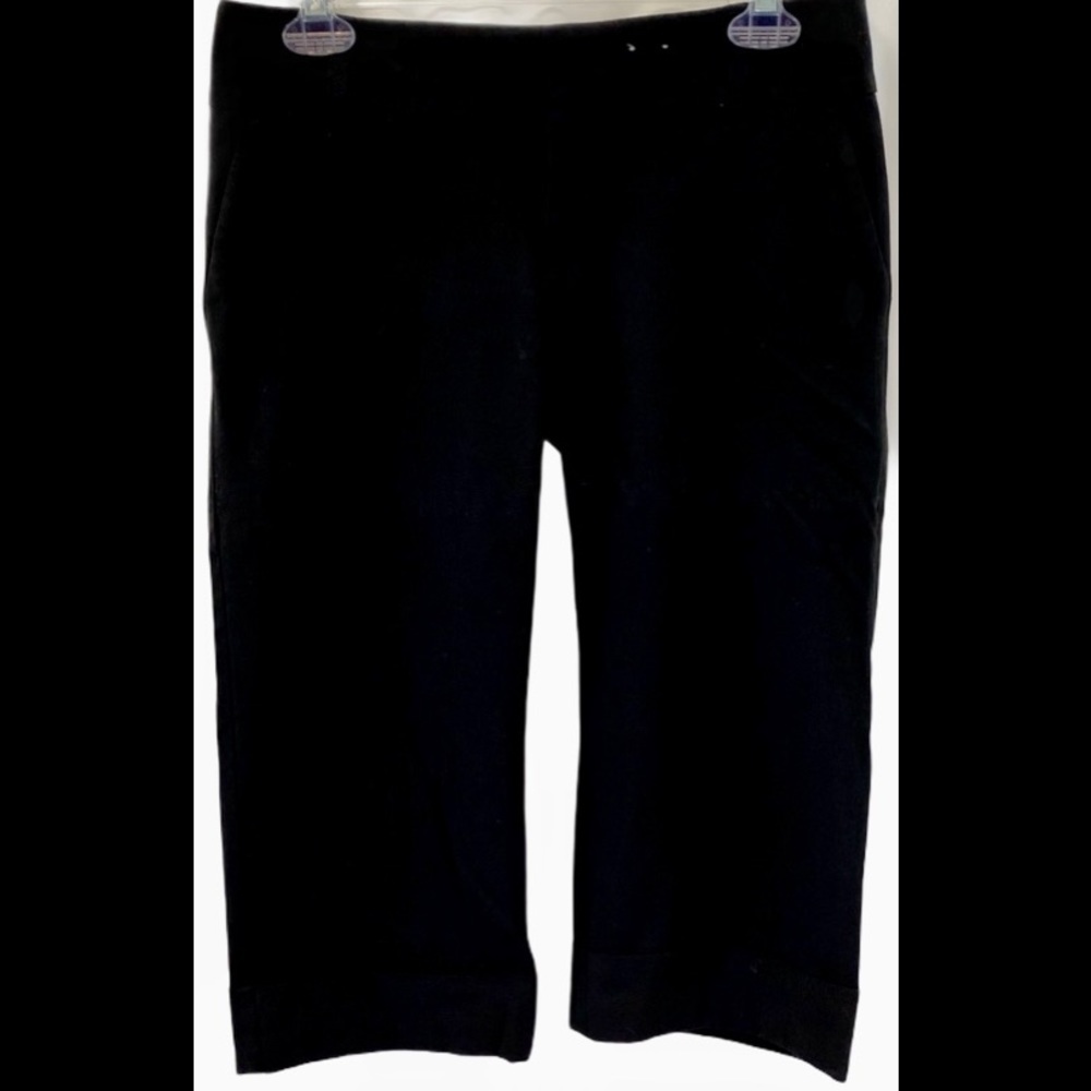 Old Navy Capri Cuffed Women’s Pants Black 2